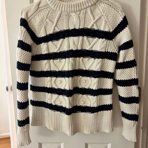 Vineyard Vines Navy and Cream Cable Knit Sweater